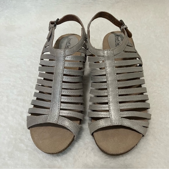 Josef Seibel size 8.5/9 women’s silver and tan heeled sandals - Picture 2 of 11